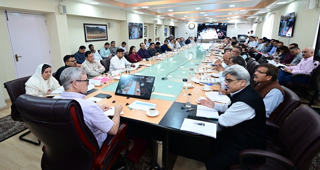 'Accelerate CAPEX expenditure: CM J&K to Officers'